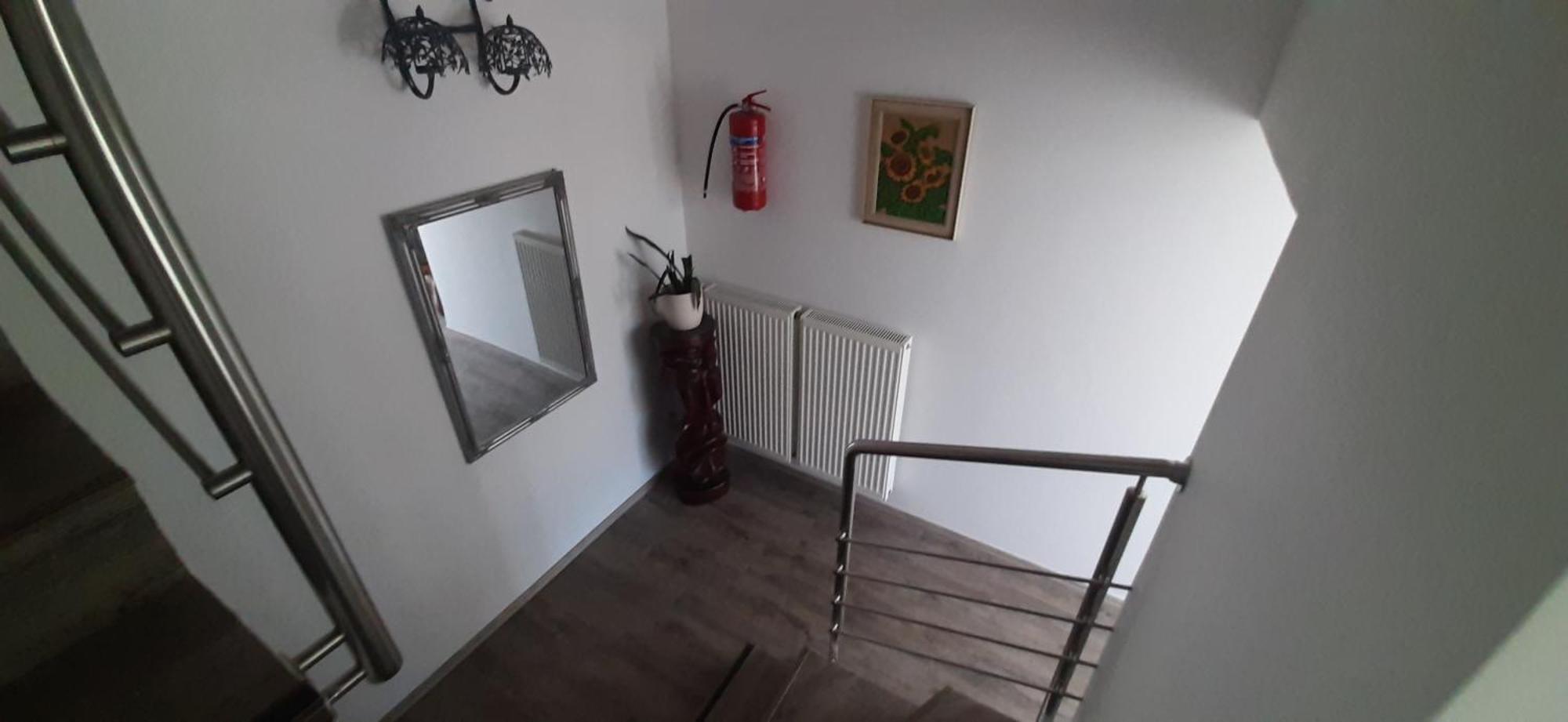 Ancsi Apartmanhaz Balatonlelle Eksteriør billede