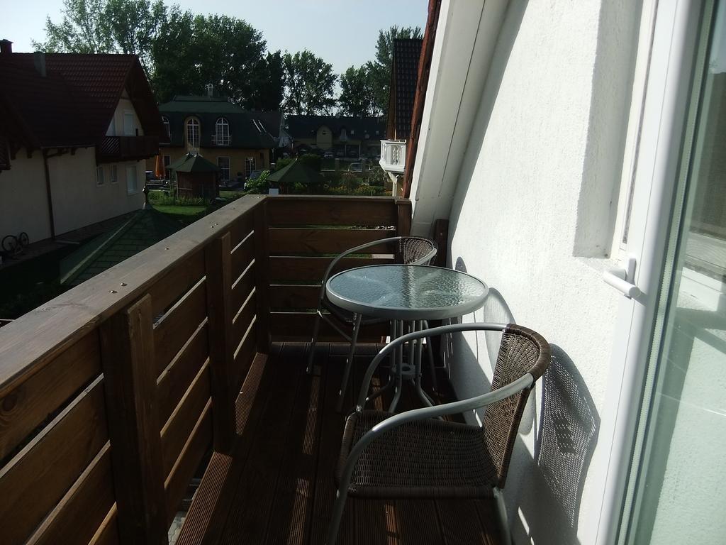 Ancsi Apartmanhaz Balatonlelle Værelse billede